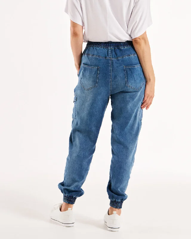 Betty Basics Connecticut Cargo Jean Azure