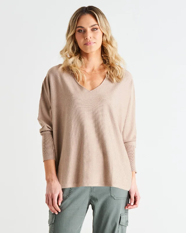 Betty Basics Destiny Knit Jumper Latte