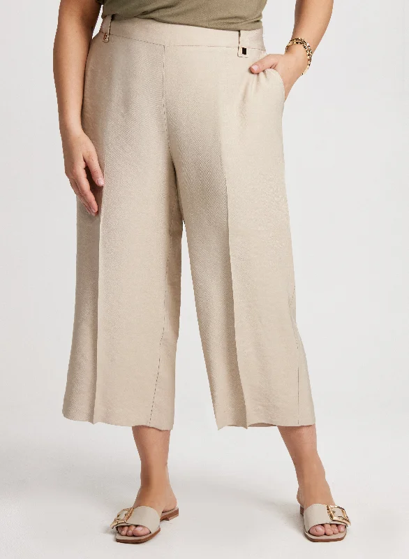 Pull-On Straight Leg Capris