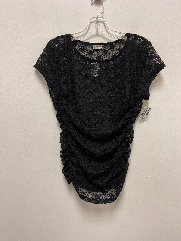 Top Short Sleeve By Free People In Black, Size: L