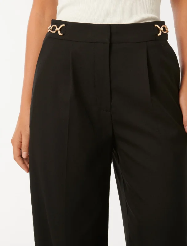 Remi Trim Detail Straight Pants